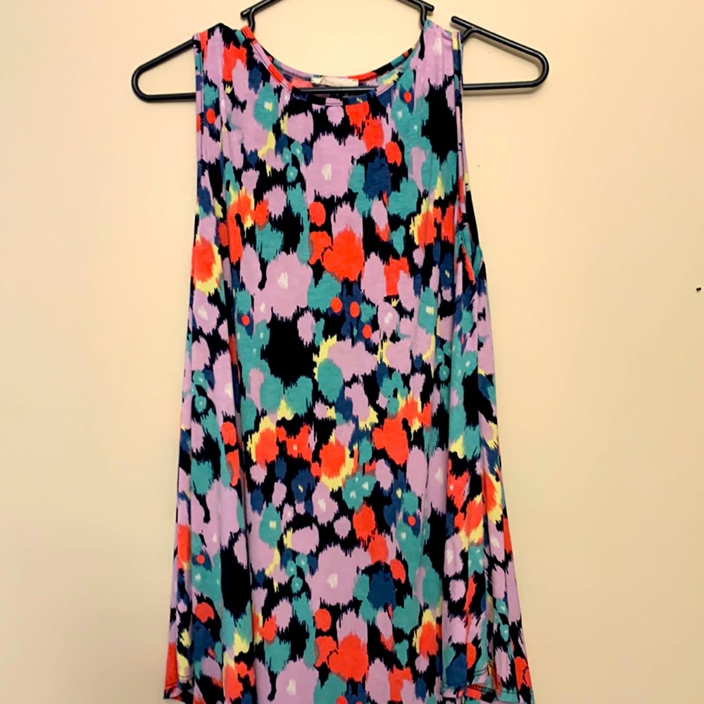 Multi color tank.